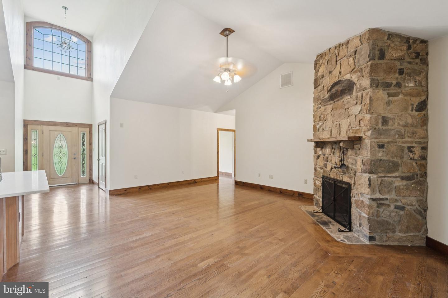 2716 HUNTING RIDGE RD, WINCHESTER, Virginia 22603, 4 Bedrooms Bedrooms, ,2 BathroomsBathrooms,Residential,For sale,2716 HUNTING RIDGE RD,VAFV2035336 MLS # VAFV2035336
