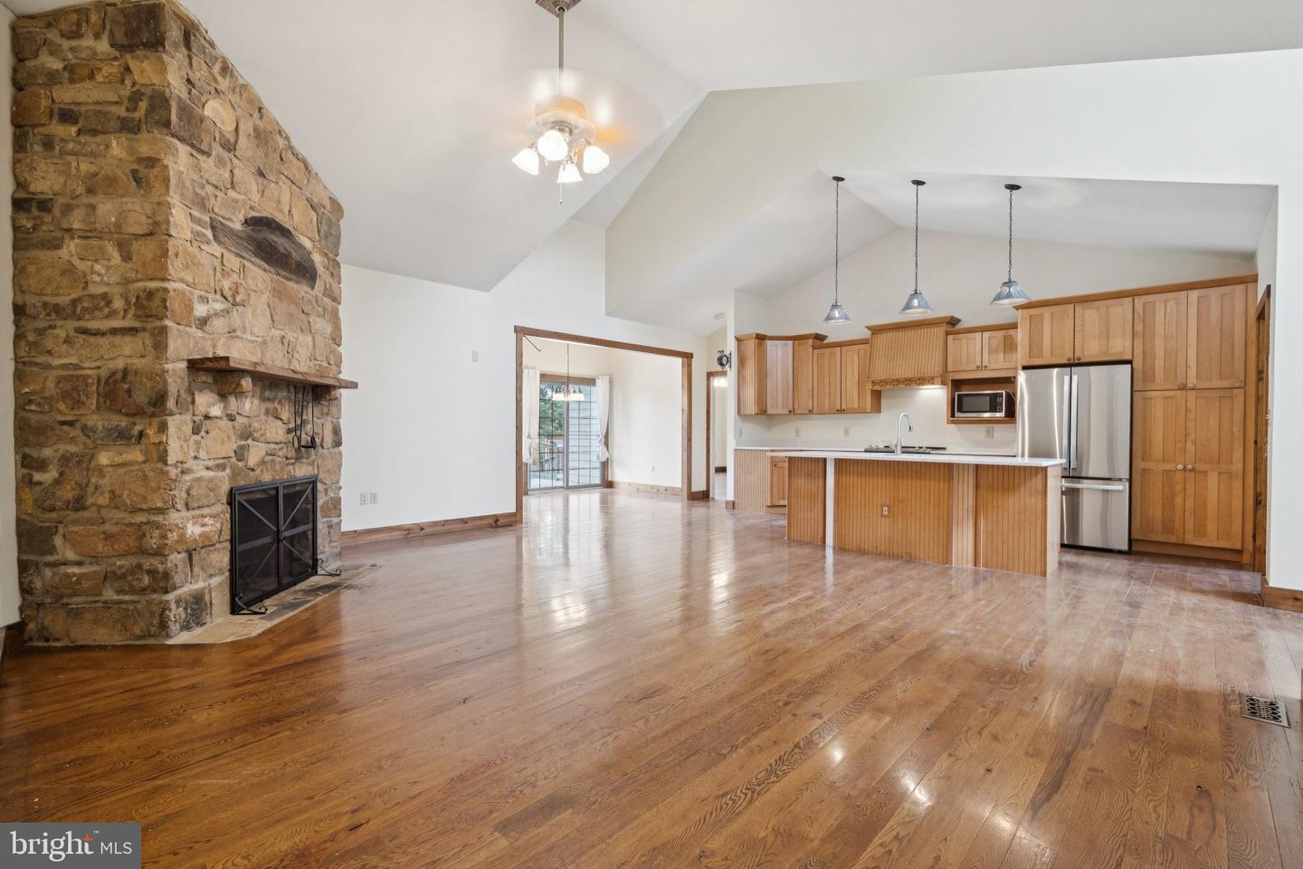 2716 HUNTING RIDGE RD, WINCHESTER, Virginia 22603, 4 Bedrooms Bedrooms, ,2 BathroomsBathrooms,Residential,For sale,2716 HUNTING RIDGE RD,VAFV2035336 MLS # VAFV2035336