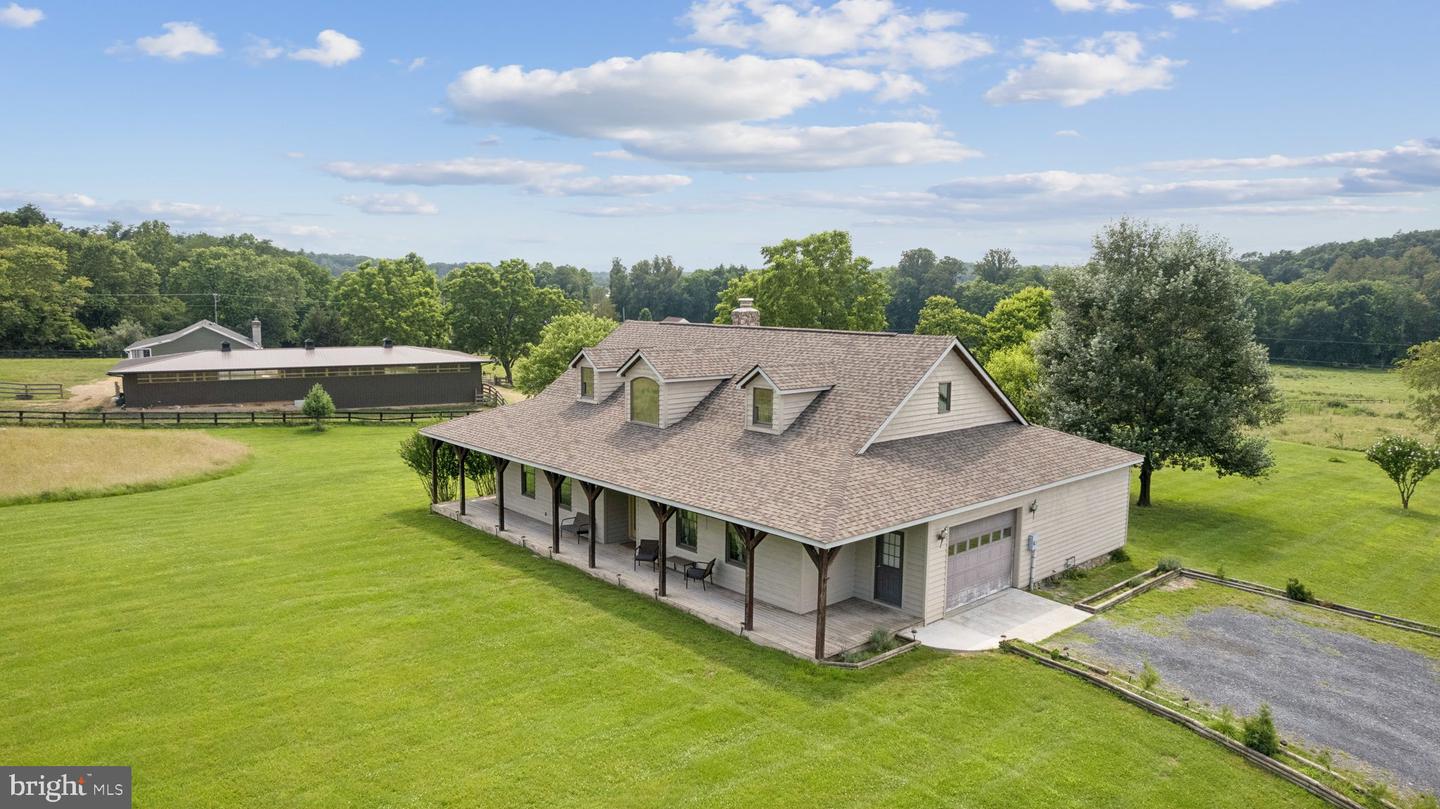 2716 HUNTING RIDGE RD, WINCHESTER, Virginia 22603, 4 Bedrooms Bedrooms, ,2 BathroomsBathrooms,Residential,For sale,2716 HUNTING RIDGE RD,VAFV2035336 MLS # VAFV2035336