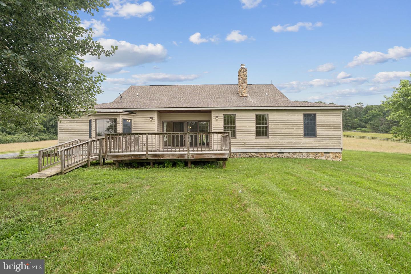 2716 HUNTING RIDGE RD, WINCHESTER, Virginia 22603, 4 Bedrooms Bedrooms, ,2 BathroomsBathrooms,Residential,For sale,2716 HUNTING RIDGE RD,VAFV2035336 MLS # VAFV2035336