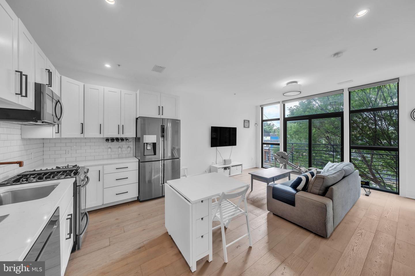 1402 H ST NE #207, WASHINGTON, District Of Columbia 20002, 1 Bedroom Bedrooms, ,1 BathroomBathrooms,Residential,For sale,1402 H ST NE #207,DCDC2209466 MLS # DCDC2209466