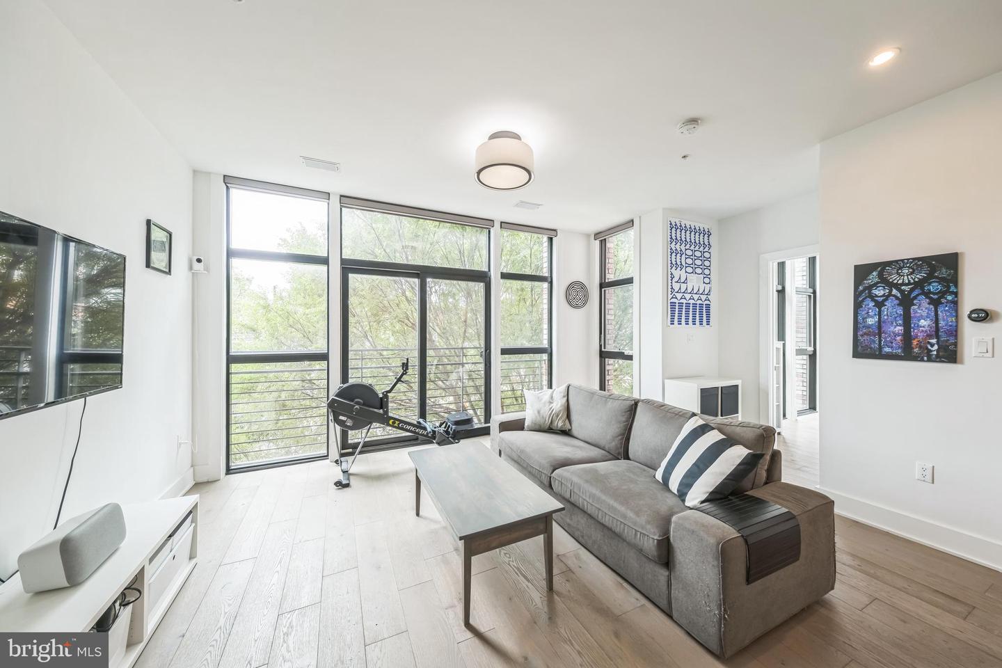 1402 H ST NE #207, WASHINGTON, District Of Columbia 20002, 1 Bedroom Bedrooms, ,1 BathroomBathrooms,Residential,For sale,1402 H ST NE #207,DCDC2209466 MLS # DCDC2209466