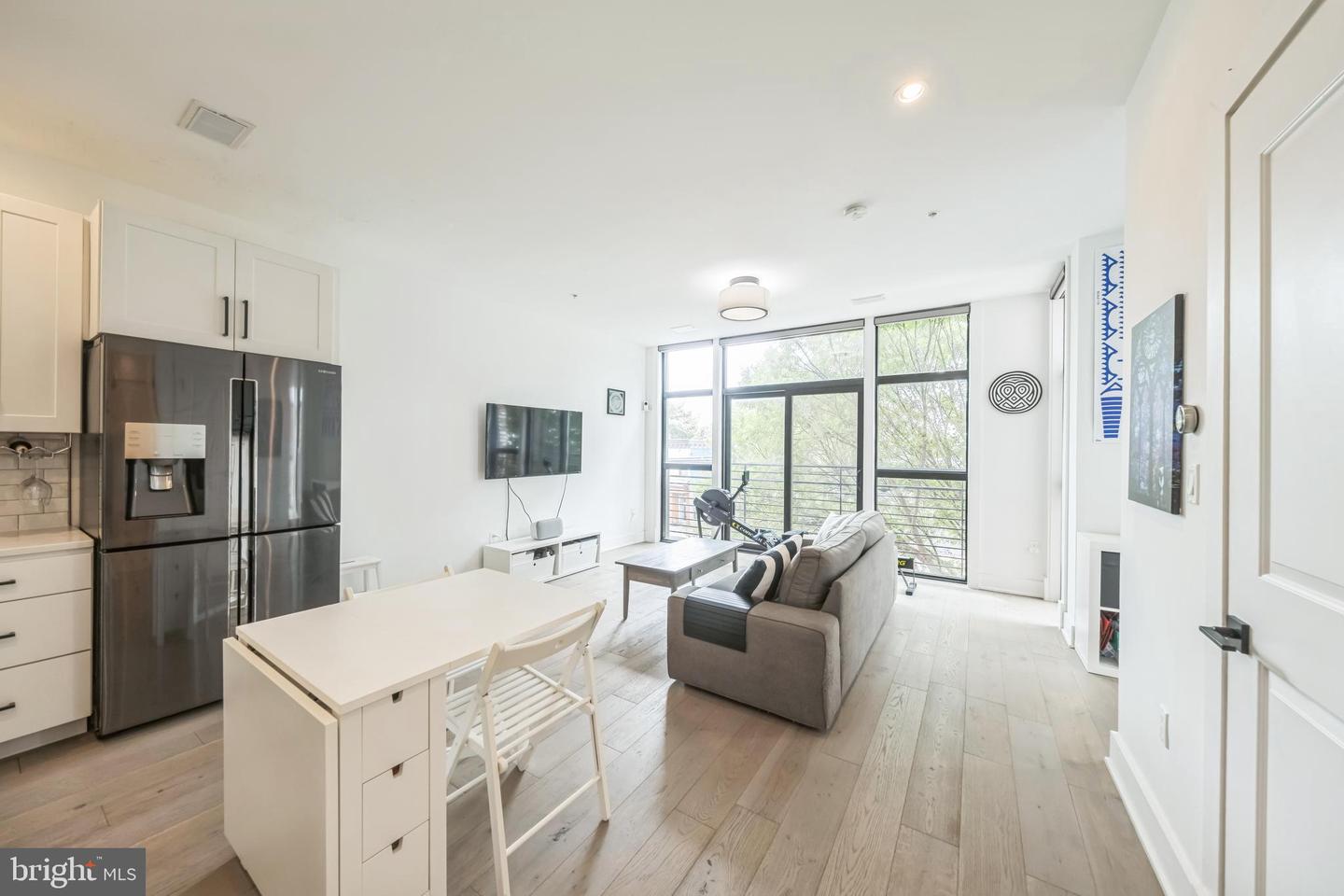 1402 H ST NE #207, WASHINGTON, District Of Columbia 20002, 1 Bedroom Bedrooms, ,1 BathroomBathrooms,Residential,For sale,1402 H ST NE #207,DCDC2209466 MLS # DCDC2209466