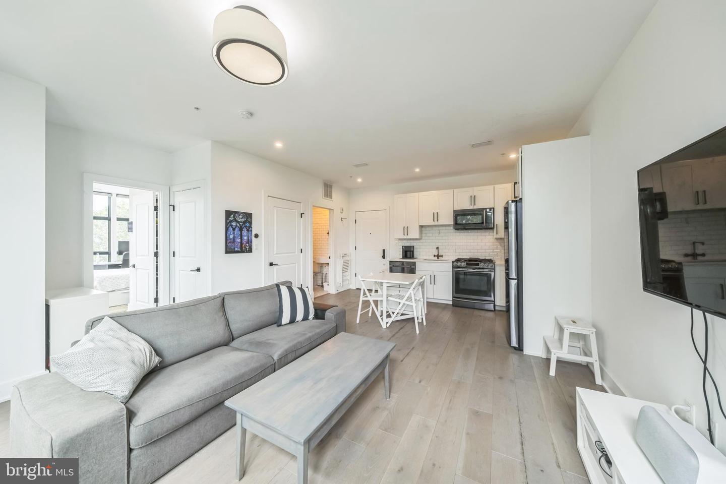 1402 H ST NE #207, WASHINGTON, District Of Columbia 20002, 1 Bedroom Bedrooms, ,1 BathroomBathrooms,Residential,For sale,1402 H ST NE #207,DCDC2209466 MLS # DCDC2209466