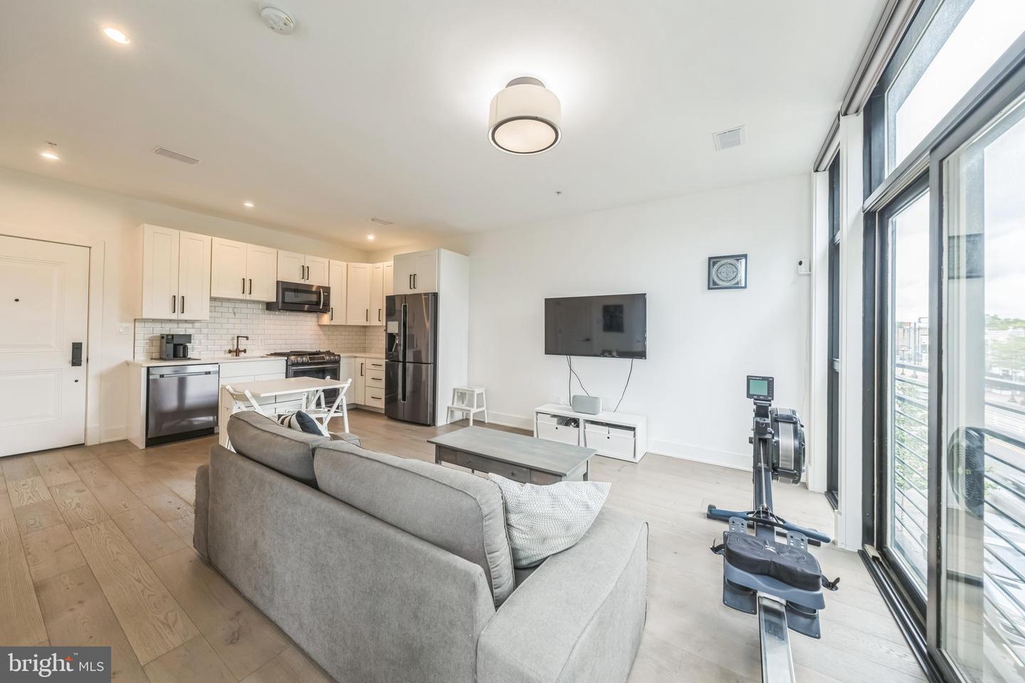 1402 H ST NE #207, WASHINGTON, District Of Columbia 20002, 1 Bedroom Bedrooms, ,1 BathroomBathrooms,Residential,For sale,1402 H ST NE #207,DCDC2209466 MLS # DCDC2209466