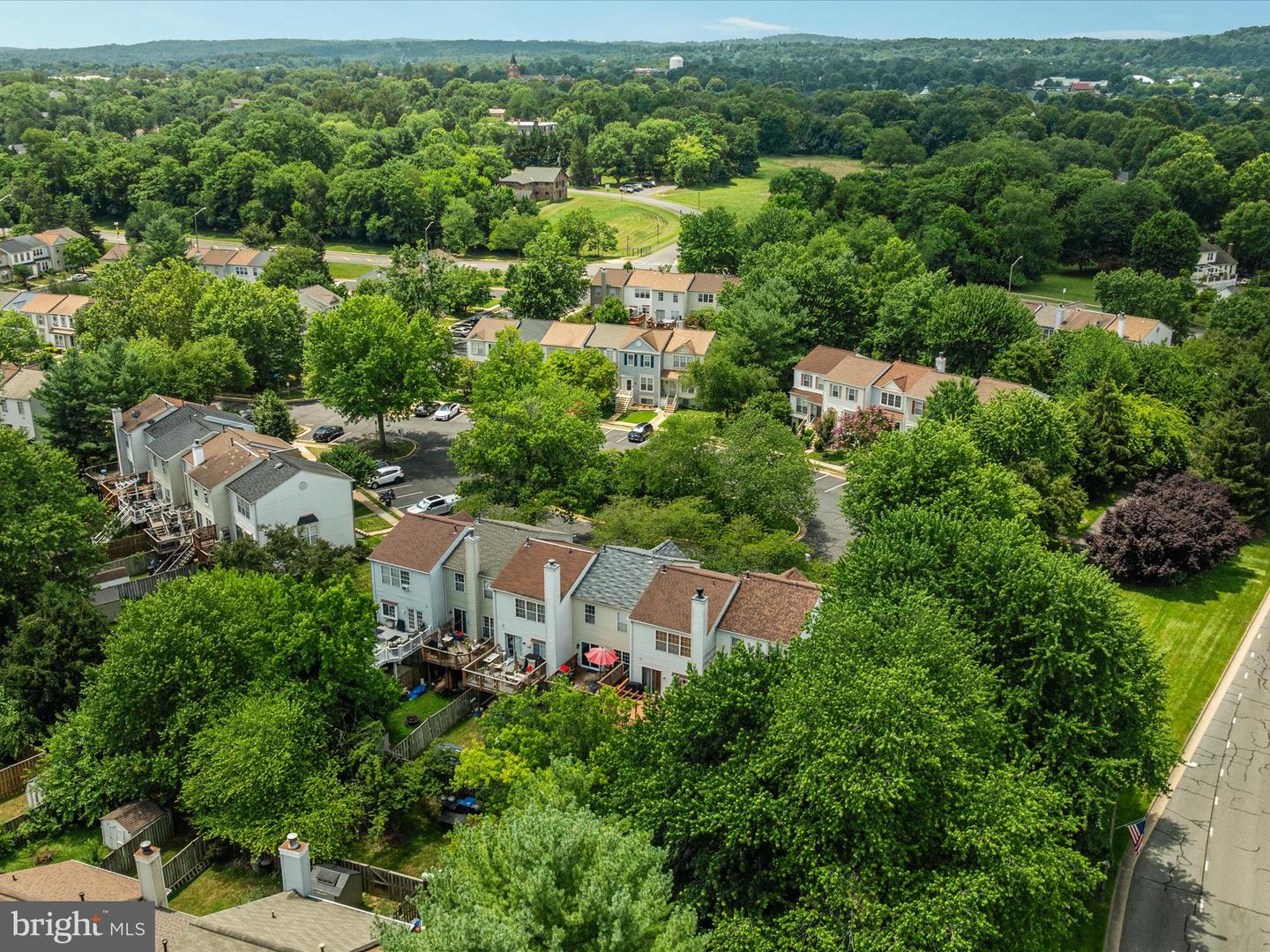 347 COLTSRIDGE TER NE, LEESBURG, Virginia 20176, 4 Bedrooms Bedrooms, ,2 BathroomsBathrooms,Residential,For sale,347 COLTSRIDGE TER NE,VALO2101538 MLS # VALO2101538