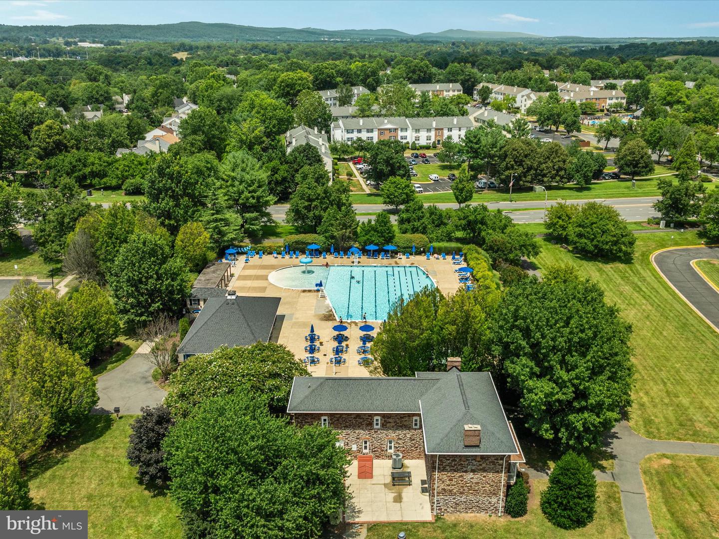 347 COLTSRIDGE TER NE, LEESBURG, Virginia 20176, 4 Bedrooms Bedrooms, ,2 BathroomsBathrooms,Residential,For sale,347 COLTSRIDGE TER NE,VALO2101538 MLS # VALO2101538