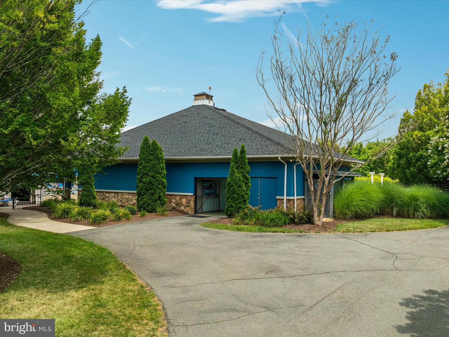 347 COLTSRIDGE TER NE, LEESBURG, Virginia 20176, 4 Bedrooms Bedrooms, ,2 BathroomsBathrooms,Residential,For sale,347 COLTSRIDGE TER NE,VALO2101538 MLS # VALO2101538