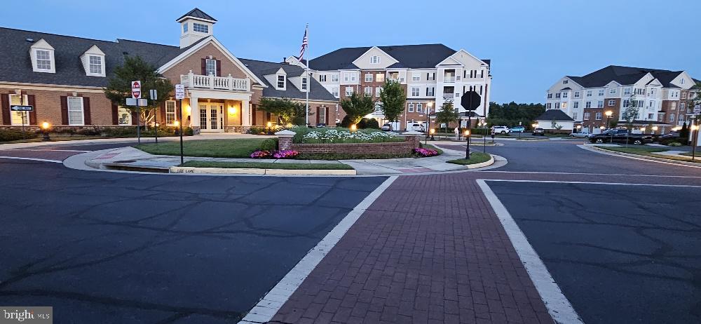 44589 YORK CREST TER #300, ASHBURN, Virginia 20147, 3 Bedrooms Bedrooms, ,2 BathroomsBathrooms,Residential,For sale,44589 YORK CREST TER #300,VALO2101558 MLS # VALO2101558