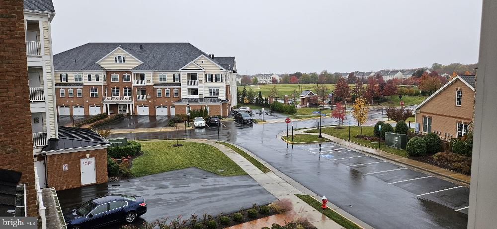 44589 YORK CREST TER #300, ASHBURN, Virginia 20147, 3 Bedrooms Bedrooms, ,2 BathroomsBathrooms,Residential,For sale,44589 YORK CREST TER #300,VALO2101558 MLS # VALO2101558
