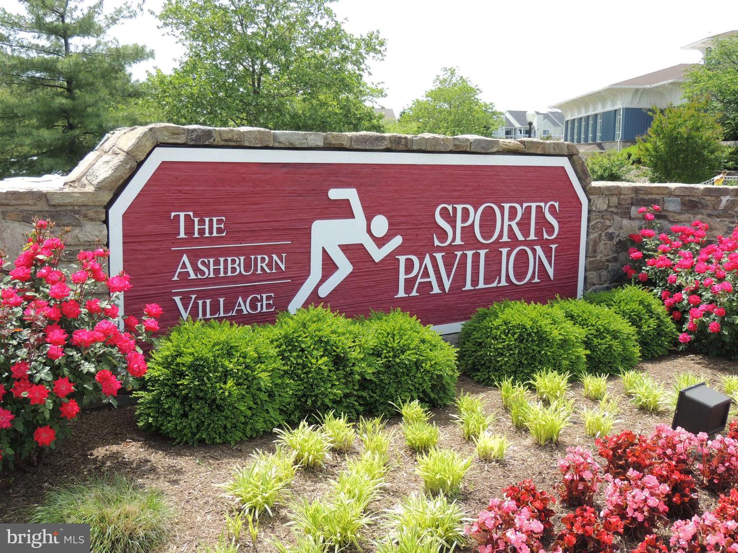 44589 YORK CREST TER #300, ASHBURN, Virginia 20147, 3 Bedrooms Bedrooms, ,2 BathroomsBathrooms,Residential,For sale,44589 YORK CREST TER #300,VALO2101558 MLS # VALO2101558