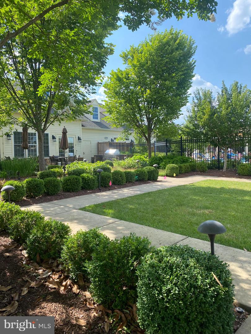 44589 YORK CREST TER #300, ASHBURN, Virginia 20147, 3 Bedrooms Bedrooms, ,2 BathroomsBathrooms,Residential,For sale,44589 YORK CREST TER #300,VALO2101558 MLS # VALO2101558