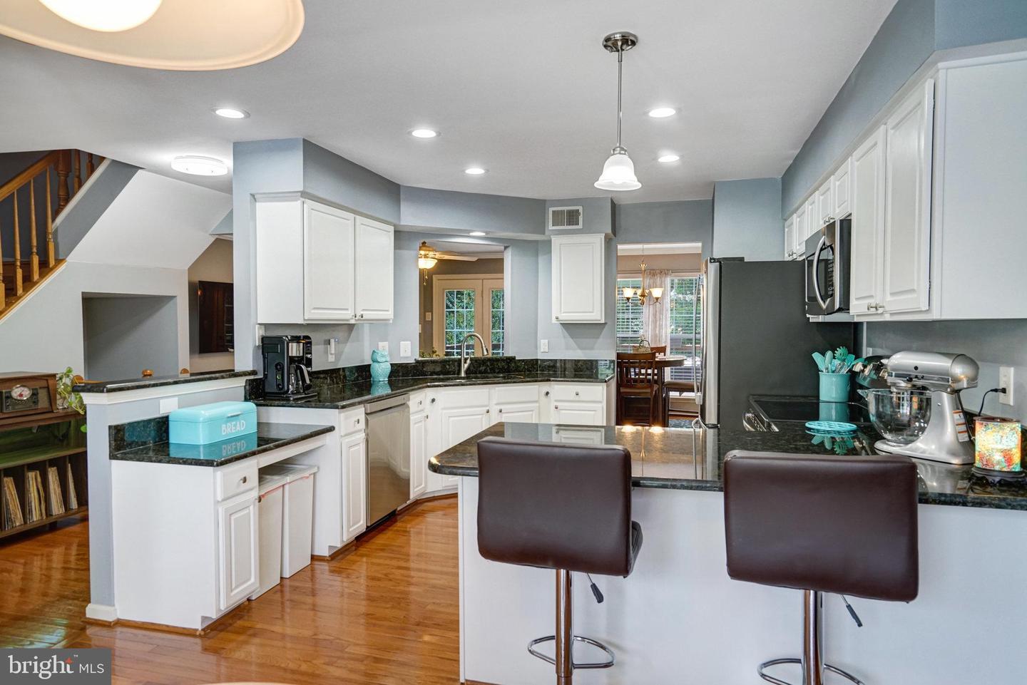 6552 KELSEY POINT CIR, ALEXANDRIA, Virginia 22315, 3 Bedrooms Bedrooms, ,2 BathroomsBathrooms,Residential,For sale,6552 KELSEY POINT CIR,VAFX2254450 MLS # VAFX2254450