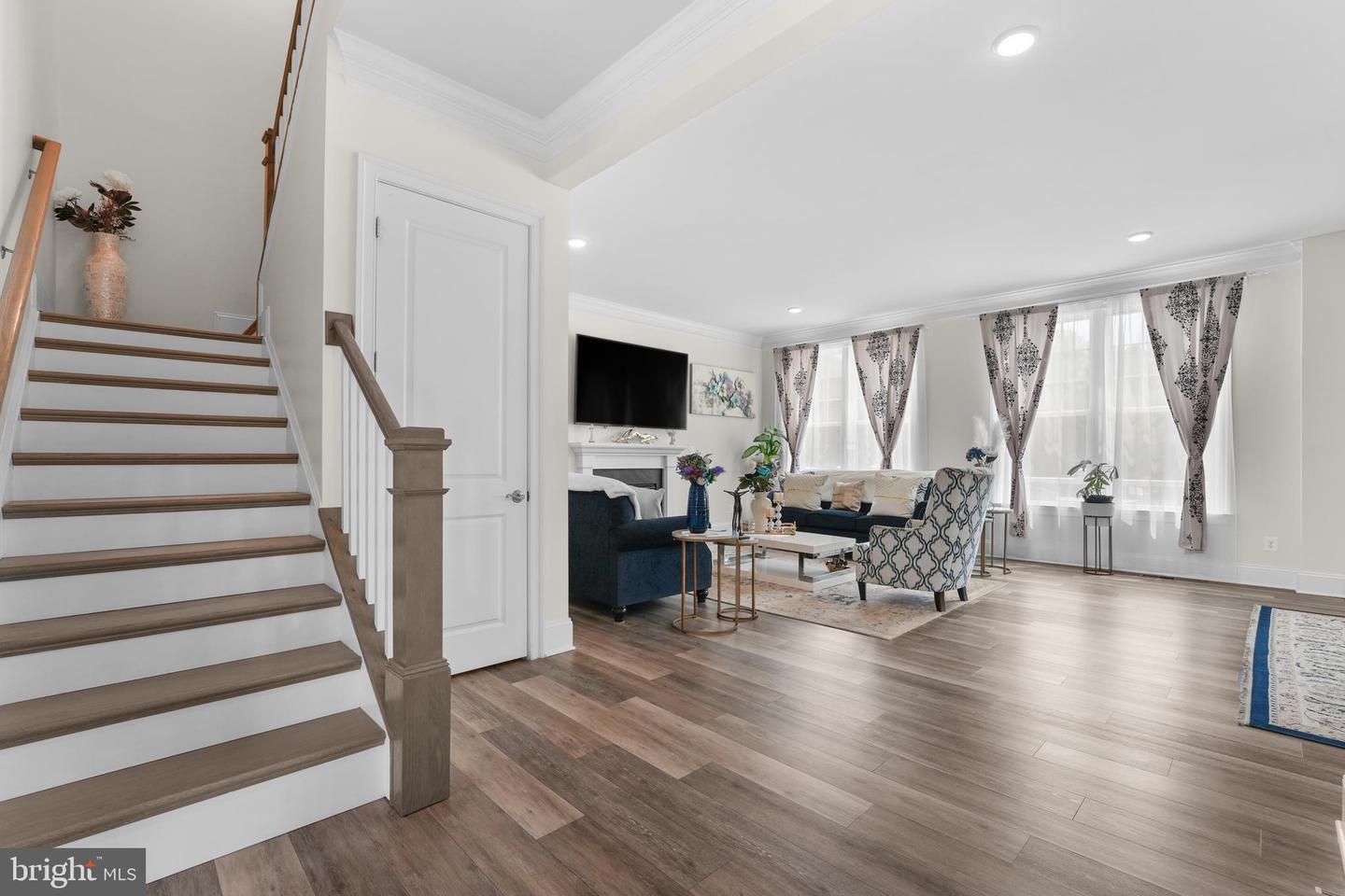 6714 DOGWOOD BLOOM CT, MANASSAS, Virginia 20112, 7 Bedrooms Bedrooms, ,5 BathroomsBathrooms,Residential,For sale,6714 DOGWOOD BLOOM CT,VAPW2098808 MLS # VAPW2098808