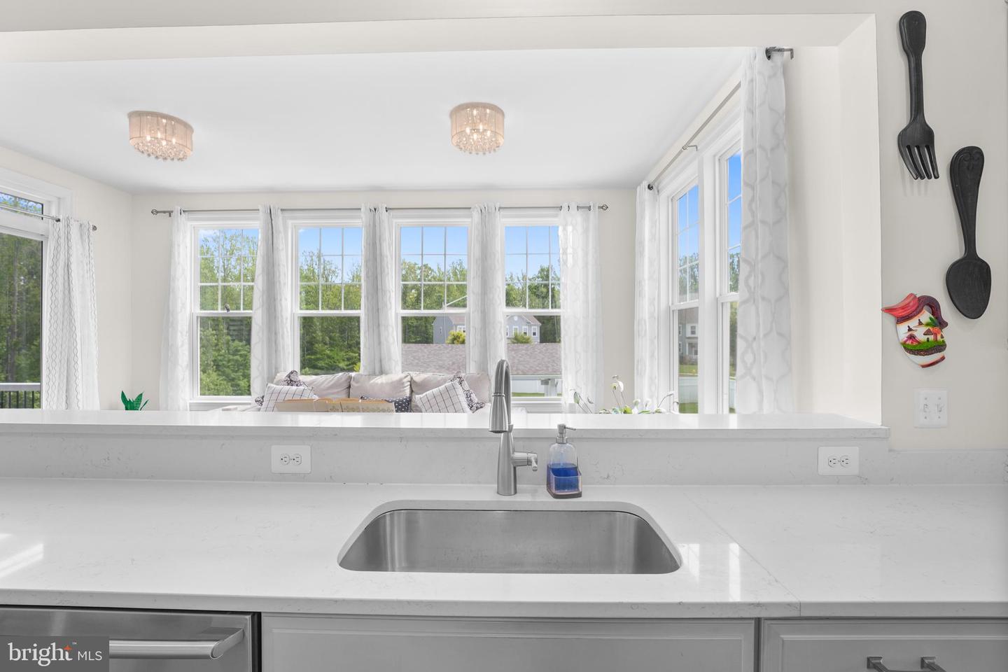 6714 DOGWOOD BLOOM CT, MANASSAS, Virginia 20112, 7 Bedrooms Bedrooms, ,5 BathroomsBathrooms,Residential,For sale,6714 DOGWOOD BLOOM CT,VAPW2098808 MLS # VAPW2098808