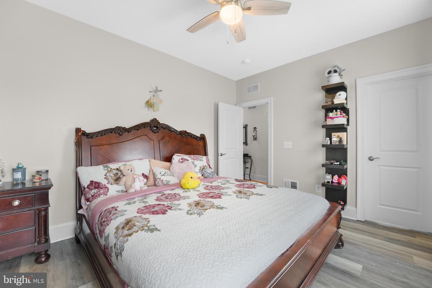 6714 DOGWOOD BLOOM CT, MANASSAS, Virginia 20112, 7 Bedrooms Bedrooms, ,5 BathroomsBathrooms,Residential,For sale,6714 DOGWOOD BLOOM CT,VAPW2098808 MLS # VAPW2098808