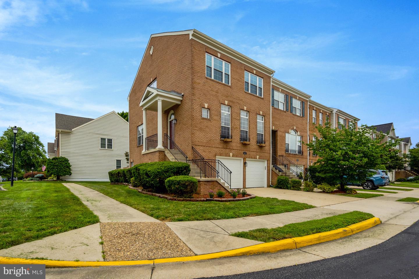 925 HERONS RUN LN, WOODBRIDGE, Virginia 22191, 4 Bedrooms Bedrooms, ,4 BathroomsBathrooms,Residential,For sale,925 HERONS RUN LN,VAPW2098820 MLS # VAPW2098820