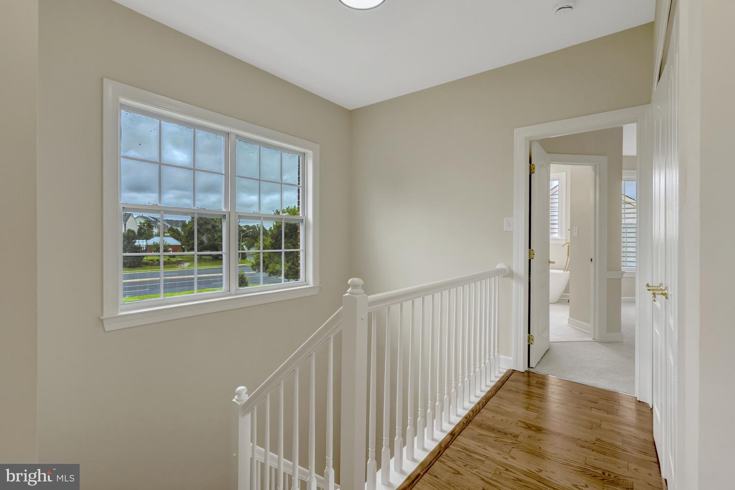 925 HERONS RUN LN, WOODBRIDGE, Virginia 22191, 4 Bedrooms Bedrooms, ,4 BathroomsBathrooms,Residential,For sale,925 HERONS RUN LN,VAPW2098820 MLS # VAPW2098820