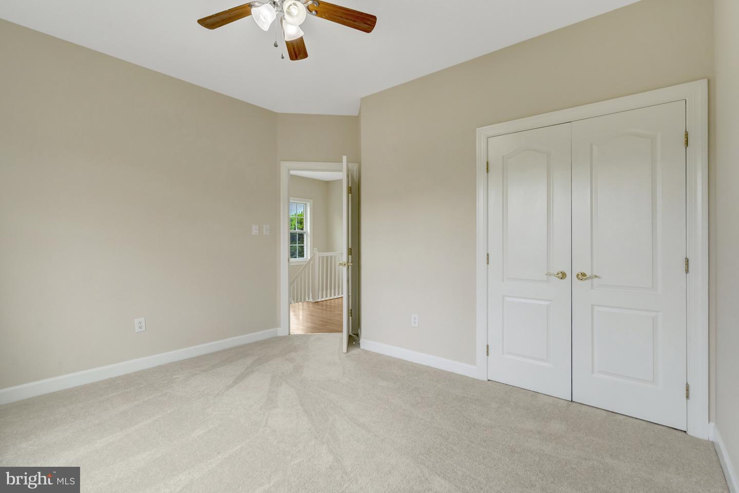925 HERONS RUN LN, WOODBRIDGE, Virginia 22191, 4 Bedrooms Bedrooms, ,4 BathroomsBathrooms,Residential,For sale,925 HERONS RUN LN,VAPW2098820 MLS # VAPW2098820