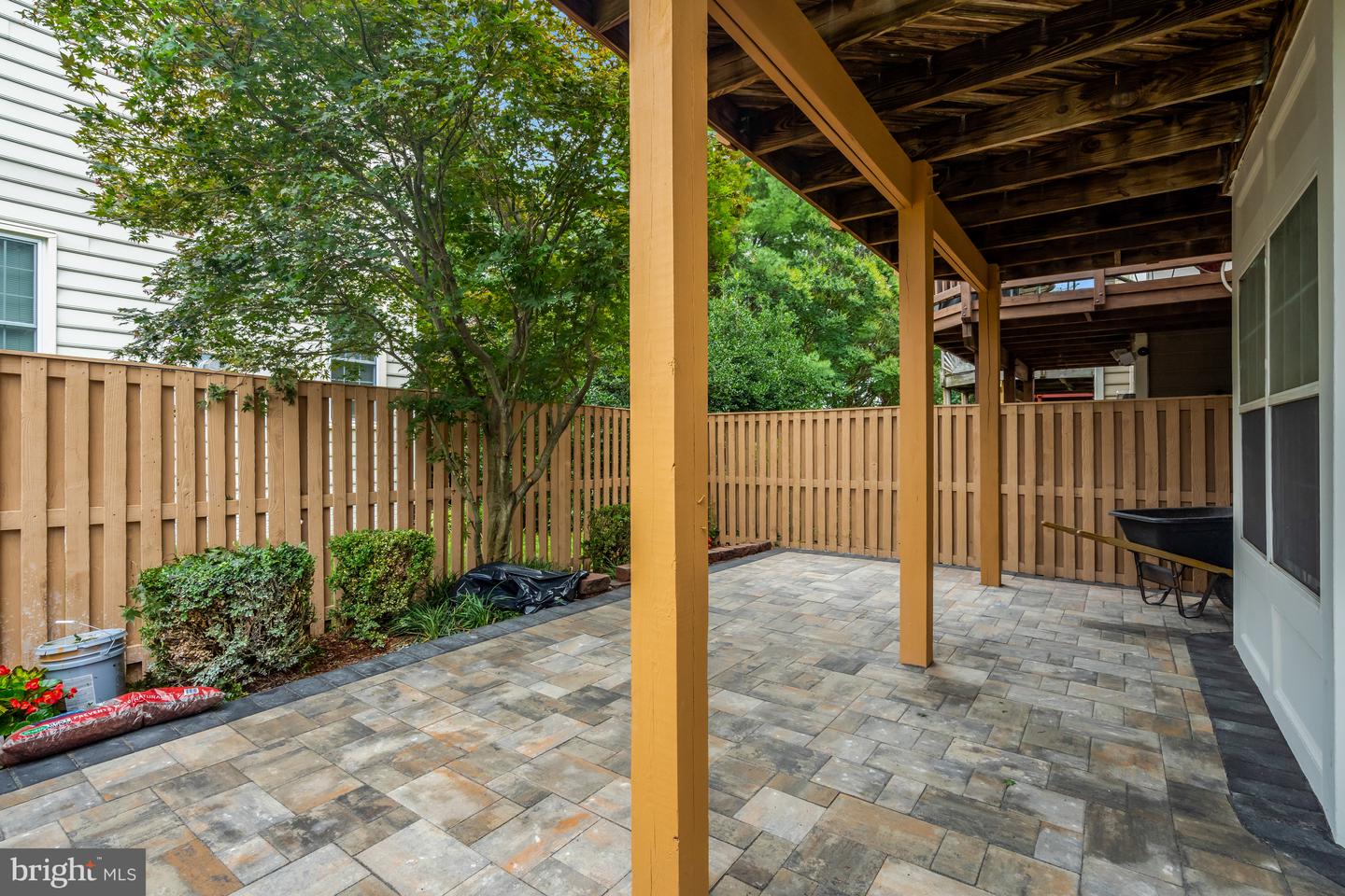 925 HERONS RUN LN, WOODBRIDGE, Virginia 22191, 4 Bedrooms Bedrooms, ,4 BathroomsBathrooms,Residential,For sale,925 HERONS RUN LN,VAPW2098820 MLS # VAPW2098820