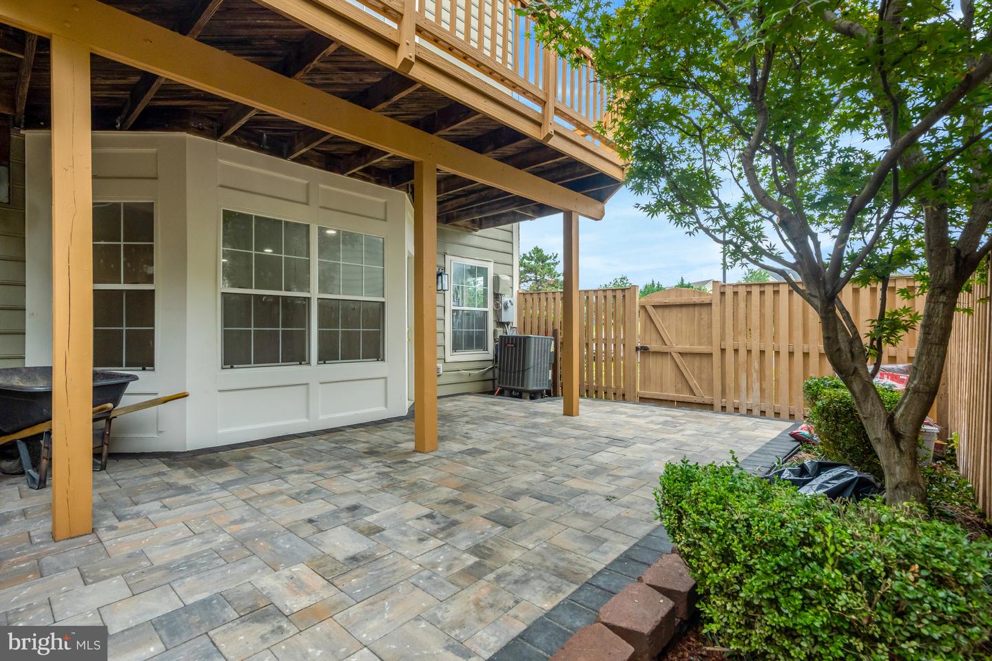 925 HERONS RUN LN, WOODBRIDGE, Virginia 22191, 4 Bedrooms Bedrooms, ,4 BathroomsBathrooms,Residential,For sale,925 HERONS RUN LN,VAPW2098820 MLS # VAPW2098820