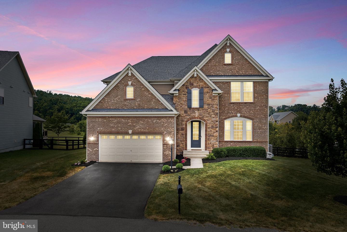 19853 GRONDO LN, LEESBURG, Virginia 20175, 4 Bedrooms Bedrooms, ,4 BathroomsBathrooms,Residential,For sale,19853 GRONDO LN,VALO2101574 MLS # VALO2101574
