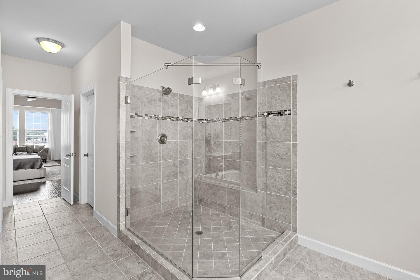 19853 GRONDO LN, LEESBURG, Virginia 20175, 4 Bedrooms Bedrooms, ,4 BathroomsBathrooms,Residential,For sale,19853 GRONDO LN,VALO2101574 MLS # VALO2101574