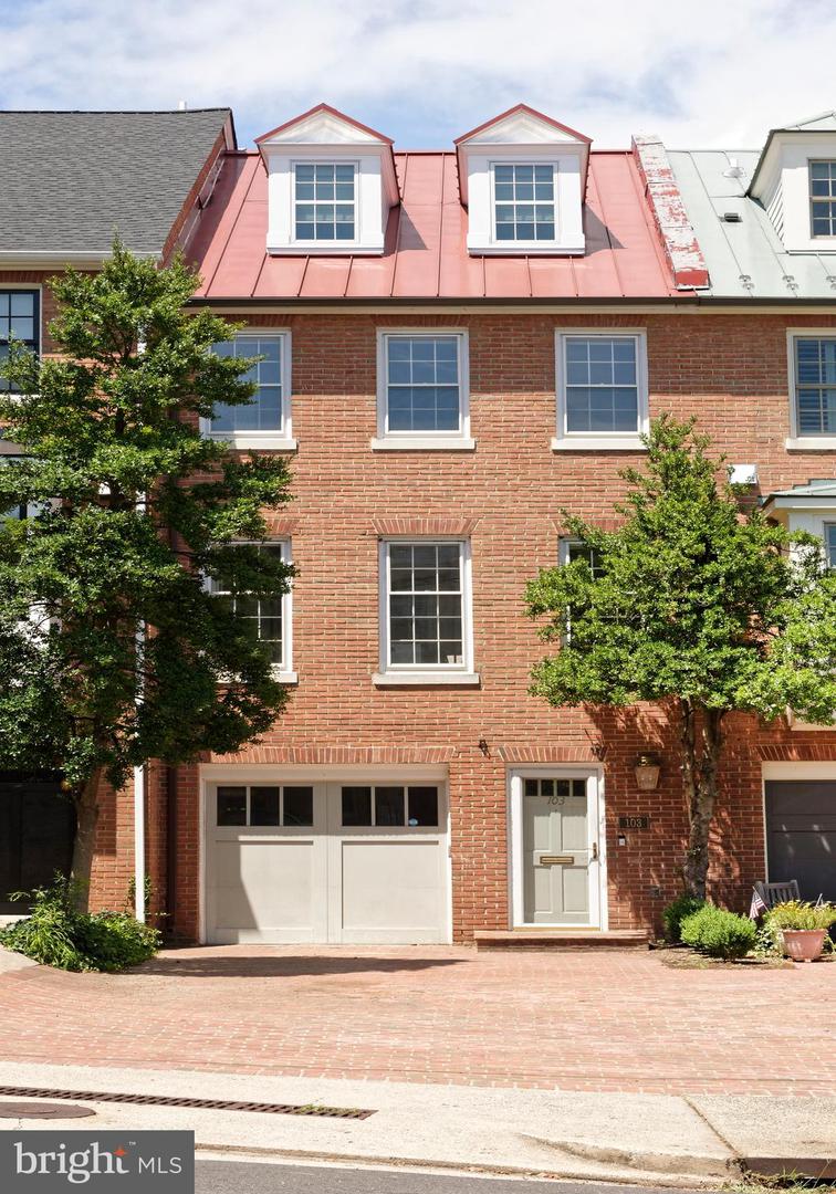 103 FRANKLIN ST, ALEXANDRIA, Virginia 22314, 4 Bedrooms Bedrooms, ,4 BathroomsBathrooms,Residential,For sale,103 FRANKLIN ST,VAAX2047296 MLS # VAAX2047296