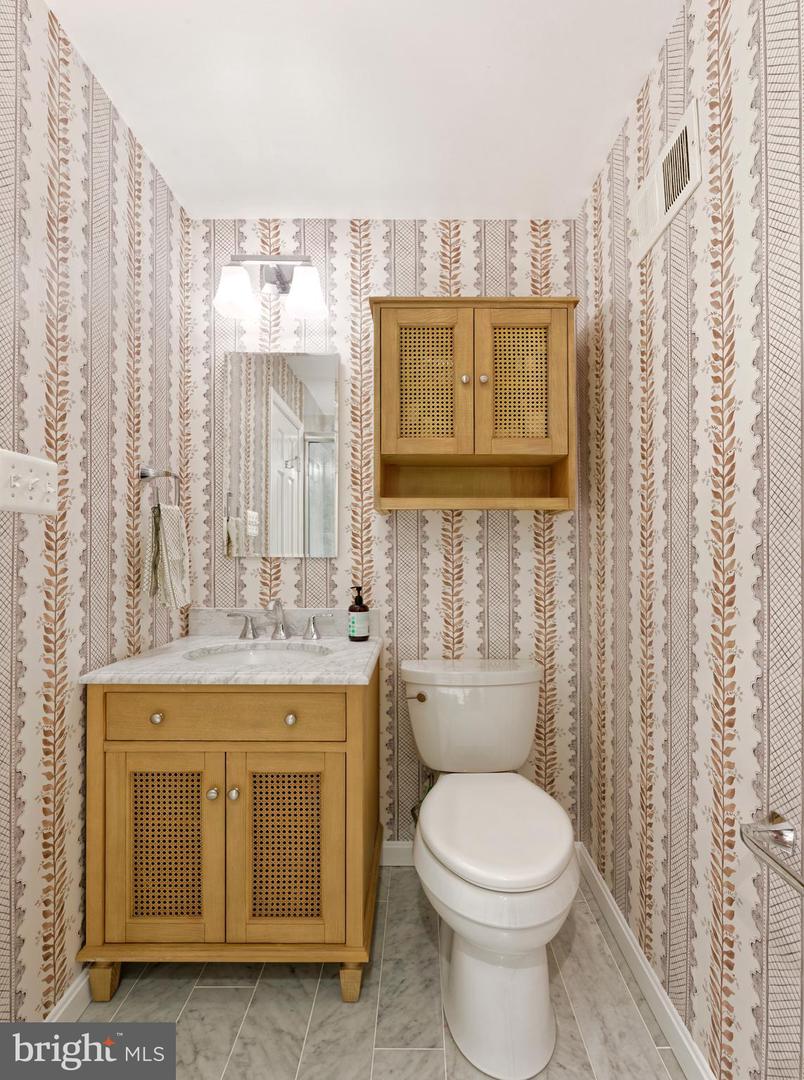 103 FRANKLIN ST, ALEXANDRIA, Virginia 22314, 4 Bedrooms Bedrooms, ,4 BathroomsBathrooms,Residential,For sale,103 FRANKLIN ST,VAAX2047296 MLS # VAAX2047296