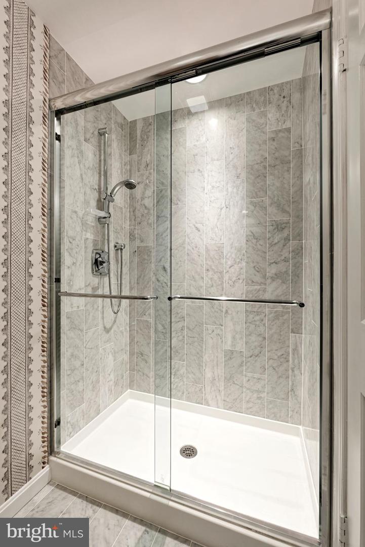 103 FRANKLIN ST, ALEXANDRIA, Virginia 22314, 4 Bedrooms Bedrooms, ,4 BathroomsBathrooms,Residential,For sale,103 FRANKLIN ST,VAAX2047296 MLS # VAAX2047296