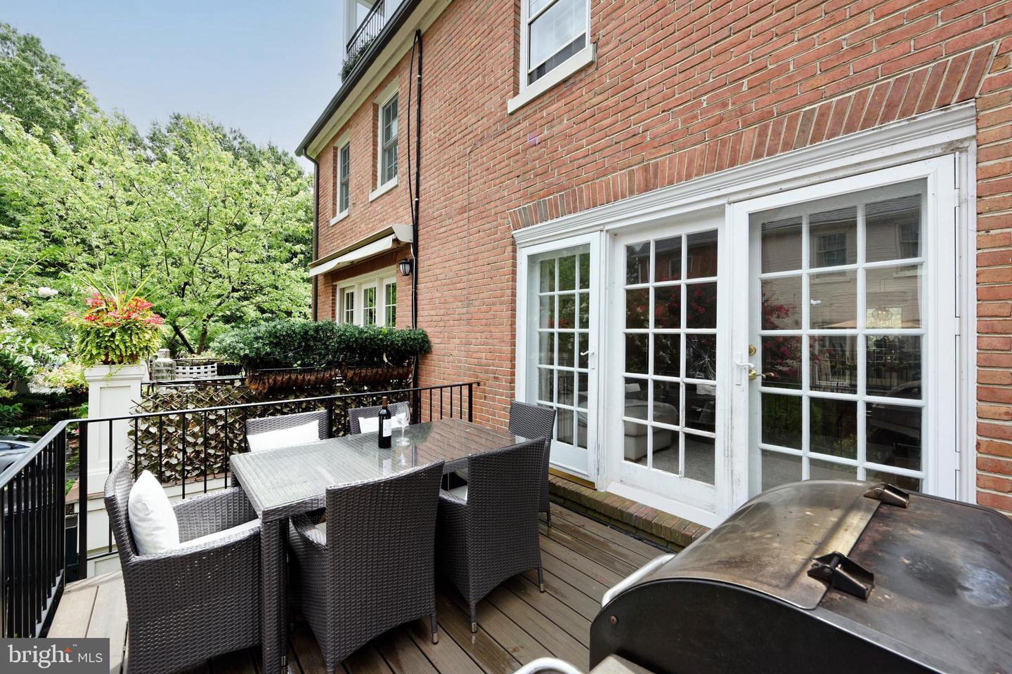 103 FRANKLIN ST, ALEXANDRIA, Virginia 22314, 4 Bedrooms Bedrooms, ,4 BathroomsBathrooms,Residential,For sale,103 FRANKLIN ST,VAAX2047296 MLS # VAAX2047296