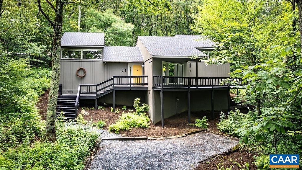 314 EAST CATOCTIN DR, WINTERGREEN, Virginia 22967, 3 Bedrooms Bedrooms, ,2 BathroomsBathrooms,Residential,For sale,314 EAST CATOCTIN DR,666522 MLS # 666522