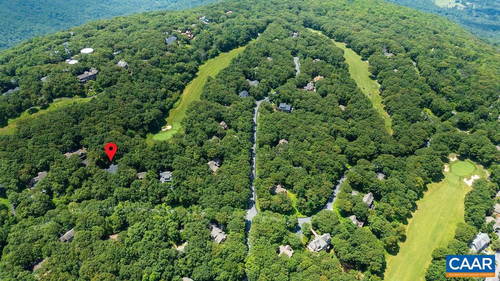 314 EAST CATOCTIN DR, WINTERGREEN, Virginia 22967, 3 Bedrooms Bedrooms, ,2 BathroomsBathrooms,Residential,For sale,314 EAST CATOCTIN DR,666522 MLS # 666522