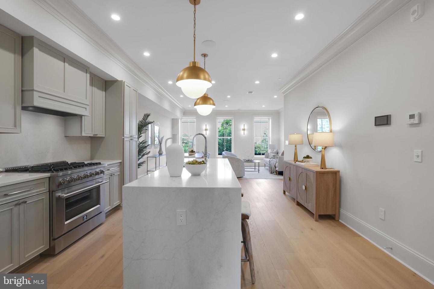 1335 11TH ST NW #302, WASHINGTON, District Of Columbia 20001, 2 Bedrooms Bedrooms, ,2 BathroomsBathrooms,Residential,For sale,1335 11TH ST NW #302,DCDC2209552 MLS # DCDC2209552