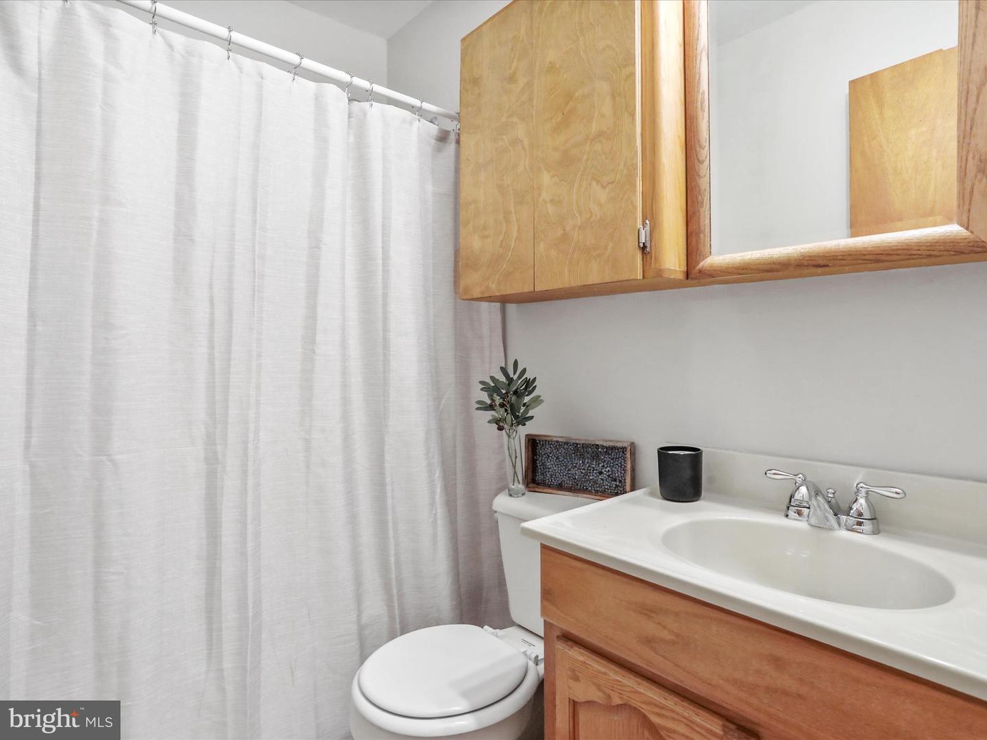 1424 LOCUST ST, FRONT ROYAL, Virginia 22630, 3 Bedrooms Bedrooms, ,1 BathroomBathrooms,Residential,For sale,1424 LOCUST ST,VAWR2011656 MLS # VAWR2011656