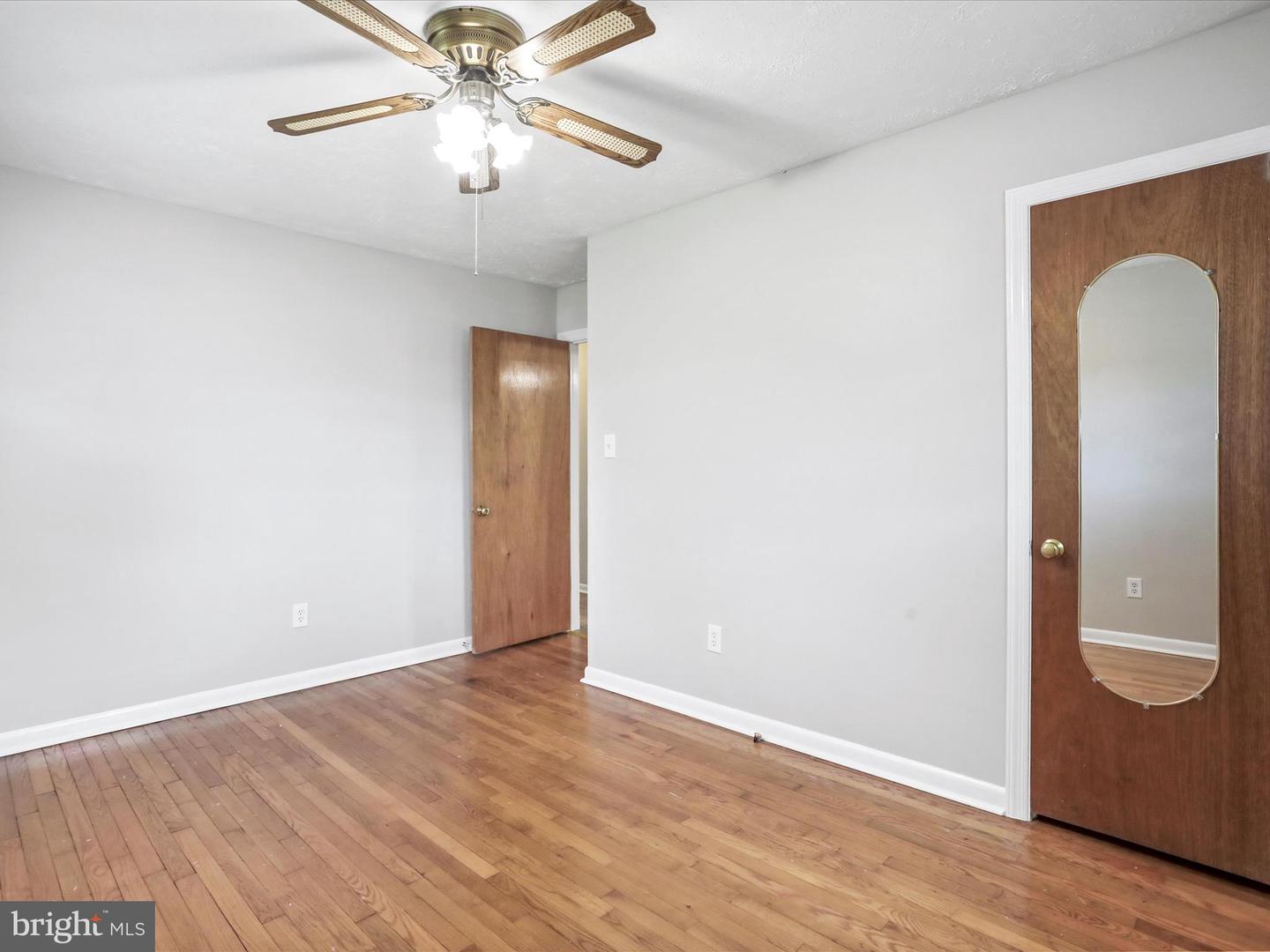 1424 LOCUST ST, FRONT ROYAL, Virginia 22630, 3 Bedrooms Bedrooms, ,1 BathroomBathrooms,Residential,For sale,1424 LOCUST ST,VAWR2011656 MLS # VAWR2011656