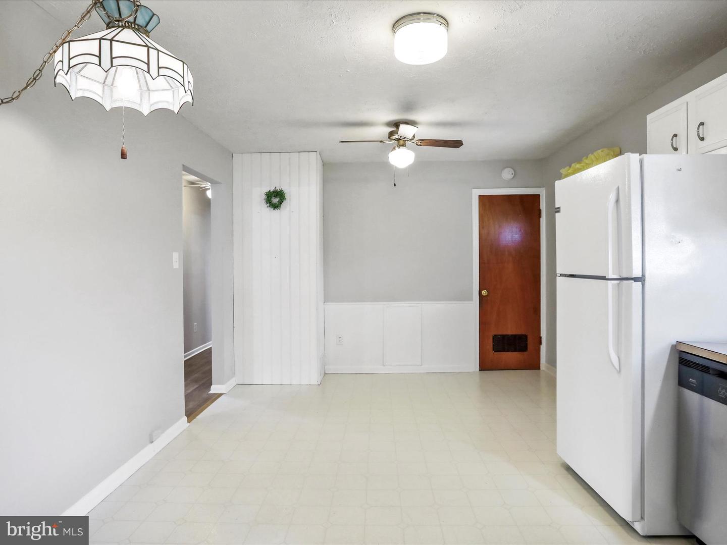 1424 LOCUST ST, FRONT ROYAL, Virginia 22630, 3 Bedrooms Bedrooms, ,1 BathroomBathrooms,Residential,For sale,1424 LOCUST ST,VAWR2011656 MLS # VAWR2011656
