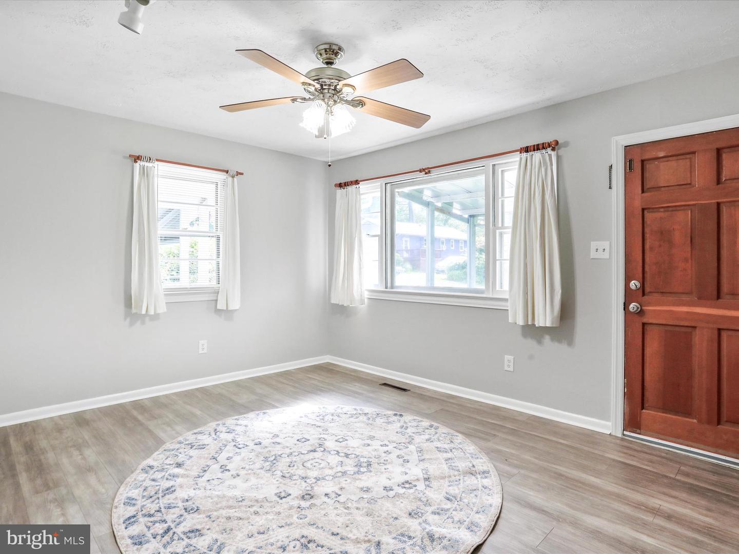 1424 LOCUST ST, FRONT ROYAL, Virginia 22630, 3 Bedrooms Bedrooms, ,1 BathroomBathrooms,Residential,For sale,1424 LOCUST ST,VAWR2011656 MLS # VAWR2011656