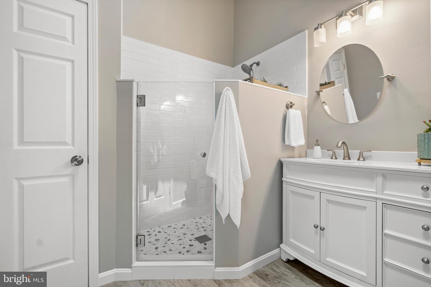 20946 TOBACCO SQ, ASHBURN, Virginia 20147, 3 Bedrooms Bedrooms, ,3 BathroomsBathrooms,Residential,For sale,20946 TOBACCO SQ,VALO2101582 MLS # VALO2101582