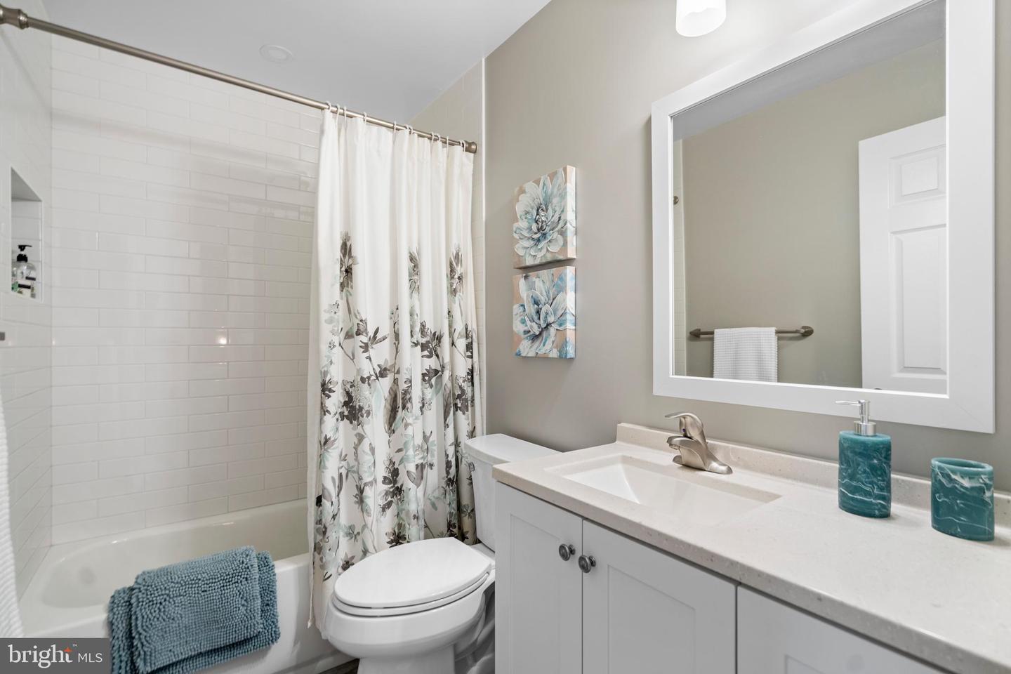 20946 TOBACCO SQ, ASHBURN, Virginia 20147, 3 Bedrooms Bedrooms, ,3 BathroomsBathrooms,Residential,For sale,20946 TOBACCO SQ,VALO2101582 MLS # VALO2101582