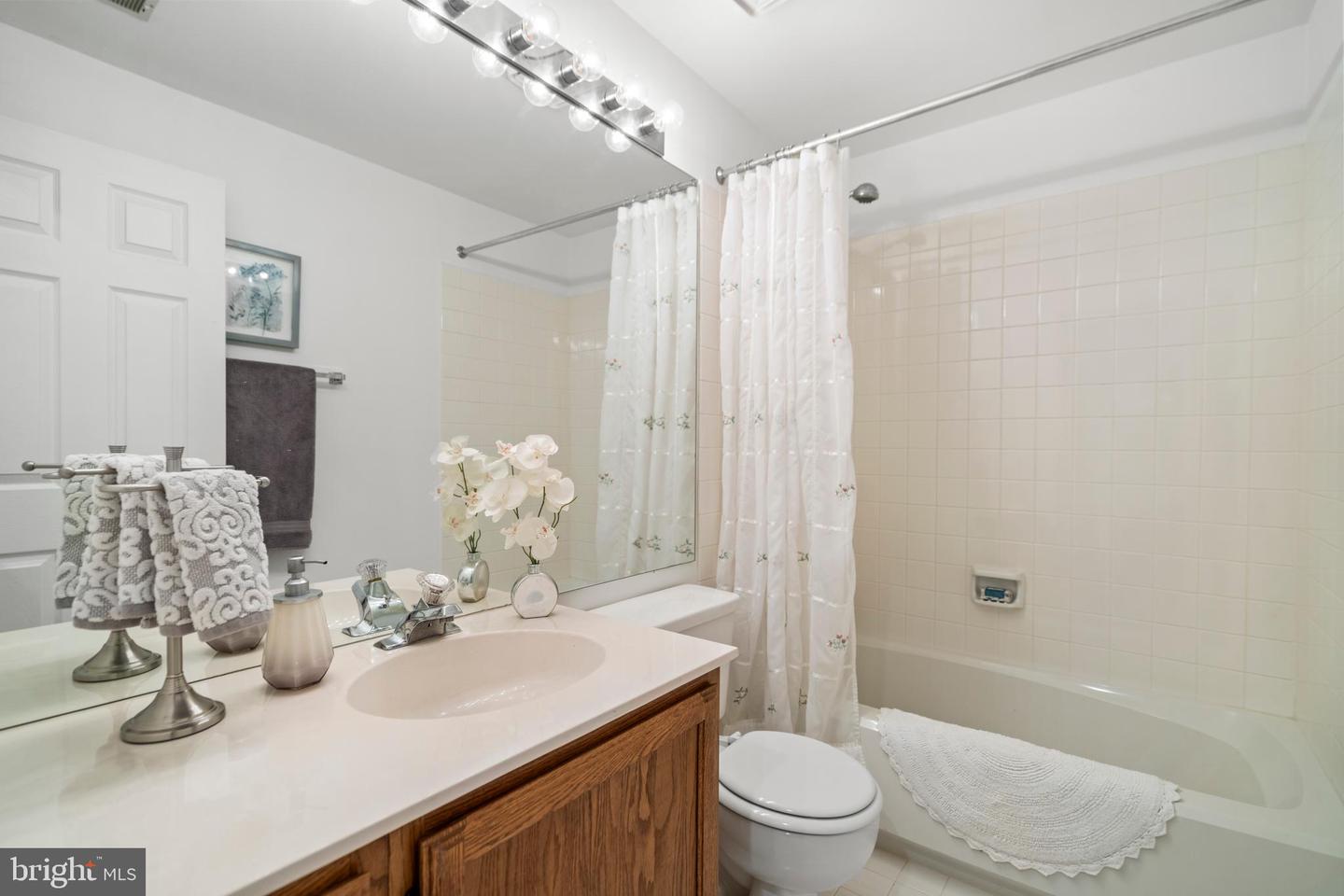 20946 TOBACCO SQ, ASHBURN, Virginia 20147, 3 Bedrooms Bedrooms, ,3 BathroomsBathrooms,Residential,For sale,20946 TOBACCO SQ,VALO2101582 MLS # VALO2101582
