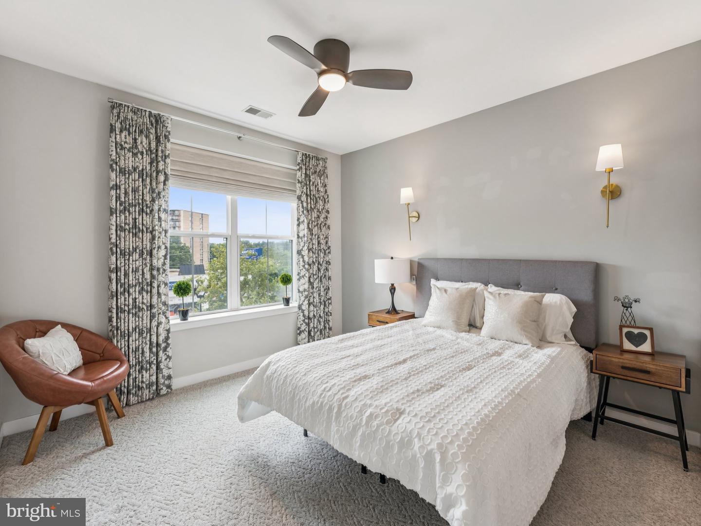 989 S BUCHANAN ST #221, ARLINGTON, Virginia 22204, 1 Bedroom Bedrooms, ,1 BathroomBathrooms,Residential,For sale,989 S BUCHANAN ST #221,VAAR2060438 MLS # VAAR2060438