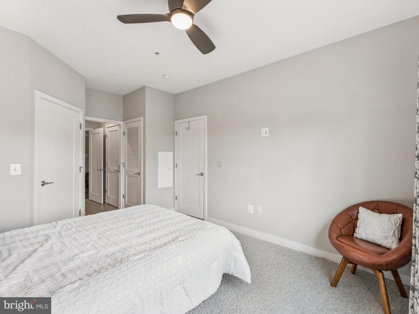 989 S BUCHANAN ST #221, ARLINGTON, Virginia 22204, 1 Bedroom Bedrooms, ,1 BathroomBathrooms,Residential,For sale,989 S BUCHANAN ST #221,VAAR2060438 MLS # VAAR2060438