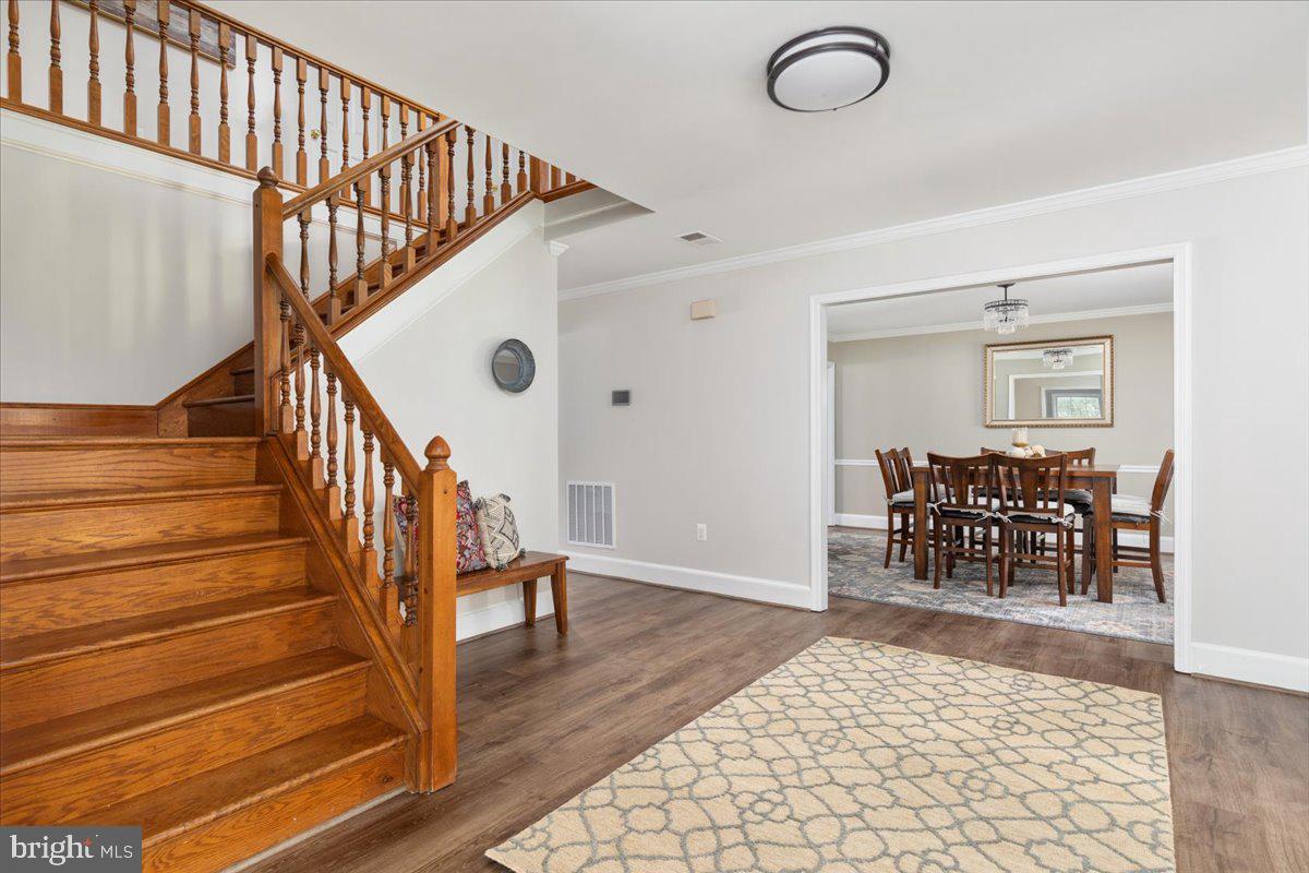 5744 MYRIAH CT, WARRENTON, Virginia 20187, 4 Bedrooms Bedrooms, ,3 BathroomsBathrooms,Residential,For sale,5744 MYRIAH CT,VAFQ2017392 MLS # VAFQ2017392