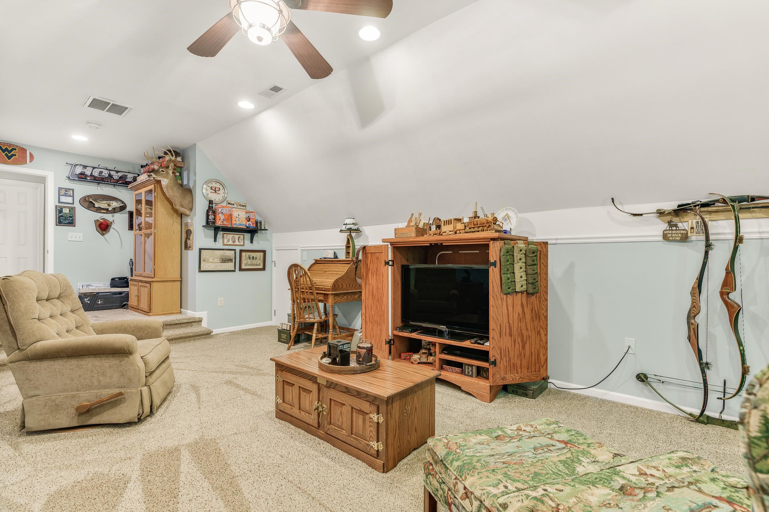 213 LIME KILN RD, CHURCHVILLE, Virginia 24421, 4 Bedrooms Bedrooms, ,3 BathroomsBathrooms,Residential,213 LIME KILN RD,666805 MLS # 666805