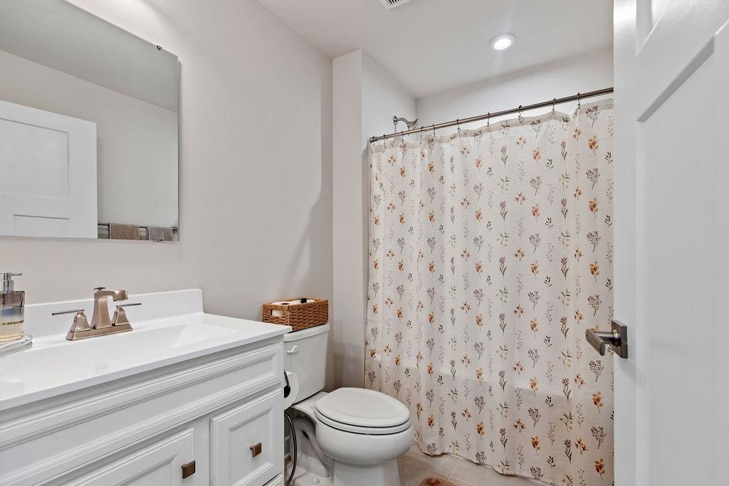 3725 ROXBURGH ST, ROCKINGHAM, Virginia 22801, 4 Bedrooms Bedrooms, ,3 BathroomsBathrooms,Residential,3725 ROXBURGH ST,666809 MLS # 666809