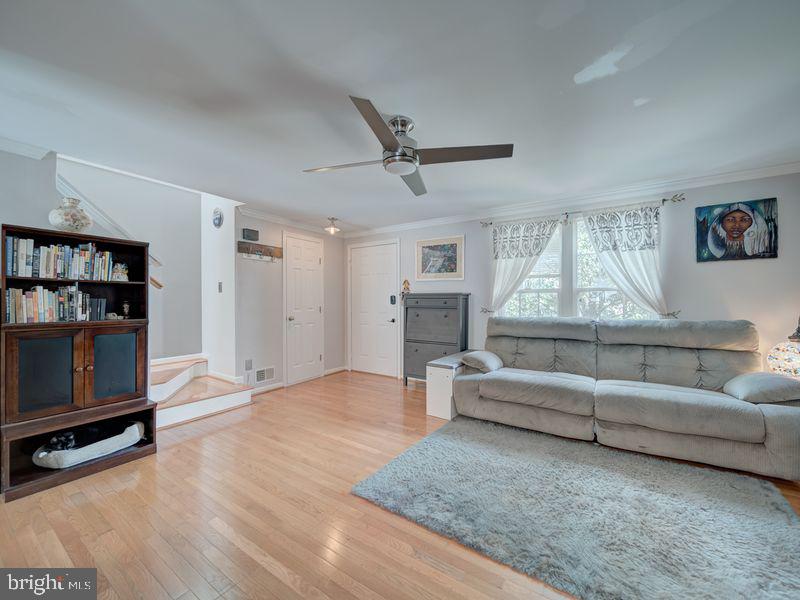 43953 MINTHILL TER, ASHBURN, Virginia 20147, 4 Bedrooms Bedrooms, ,2 BathroomsBathrooms,Residential,For sale,43953 MINTHILL TER,VALO2101588 MLS # VALO2101588