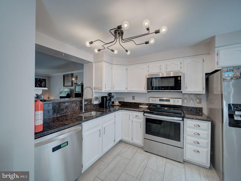 43953 MINTHILL TER, ASHBURN, Virginia 20147, 4 Bedrooms Bedrooms, ,2 BathroomsBathrooms,Residential,For sale,43953 MINTHILL TER,VALO2101588 MLS # VALO2101588