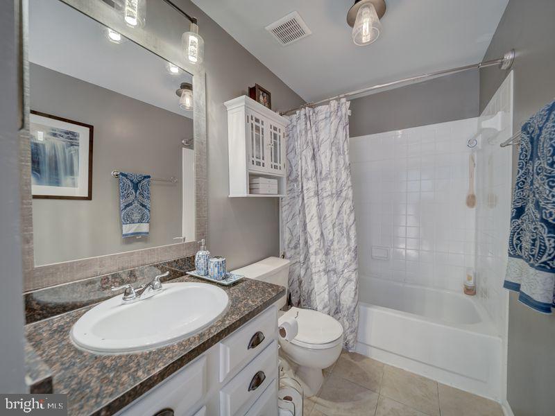 43953 MINTHILL TER, ASHBURN, Virginia 20147, 4 Bedrooms Bedrooms, ,2 BathroomsBathrooms,Residential,For sale,43953 MINTHILL TER,VALO2101588 MLS # VALO2101588