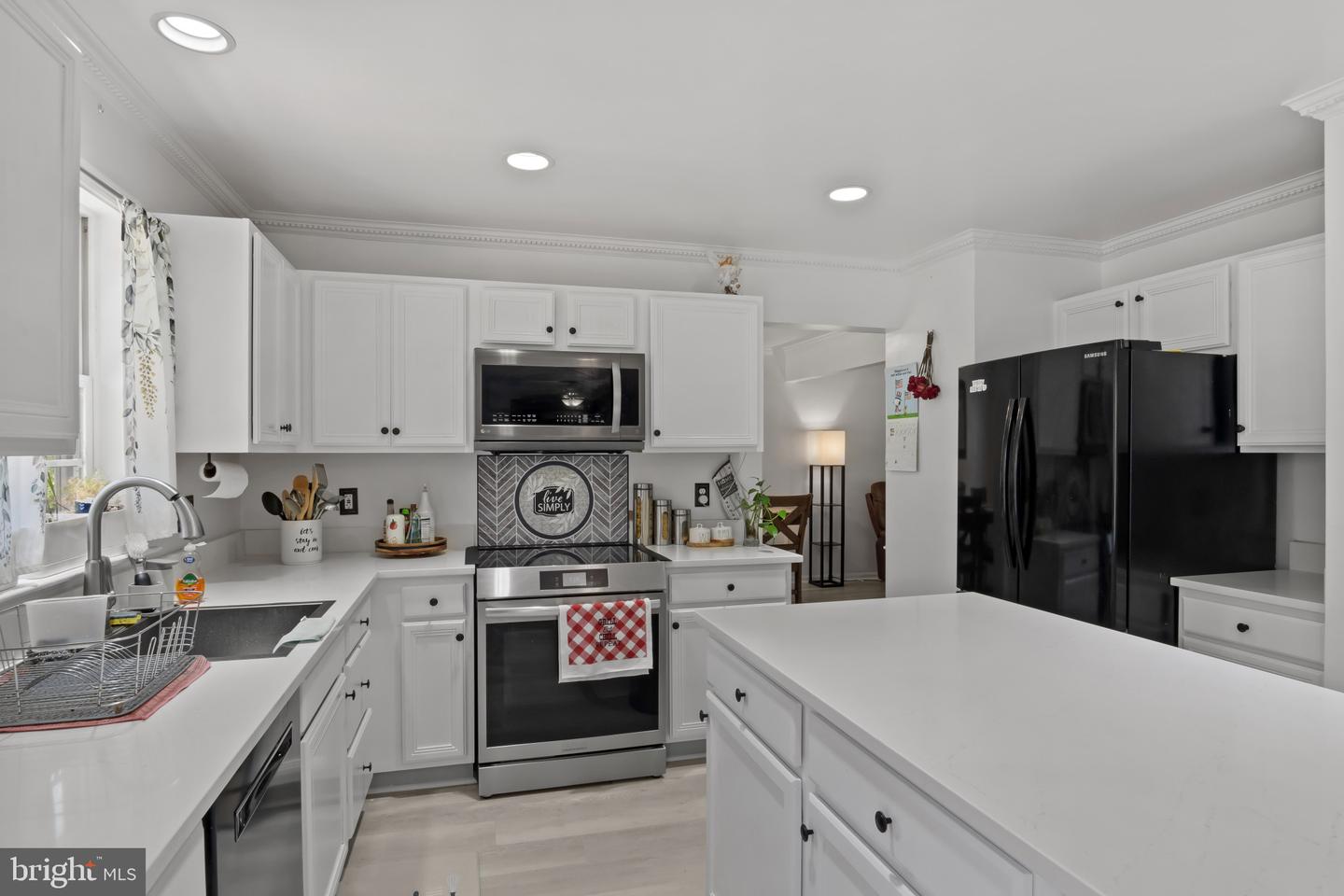 11721 HOOVER LN, FREDERICKSBURG, Virginia 22407, 5 Bedrooms Bedrooms, ,3 BathroomsBathrooms,Residential,For sale,11721 HOOVER LN,VASP2034606 MLS # VASP2034606